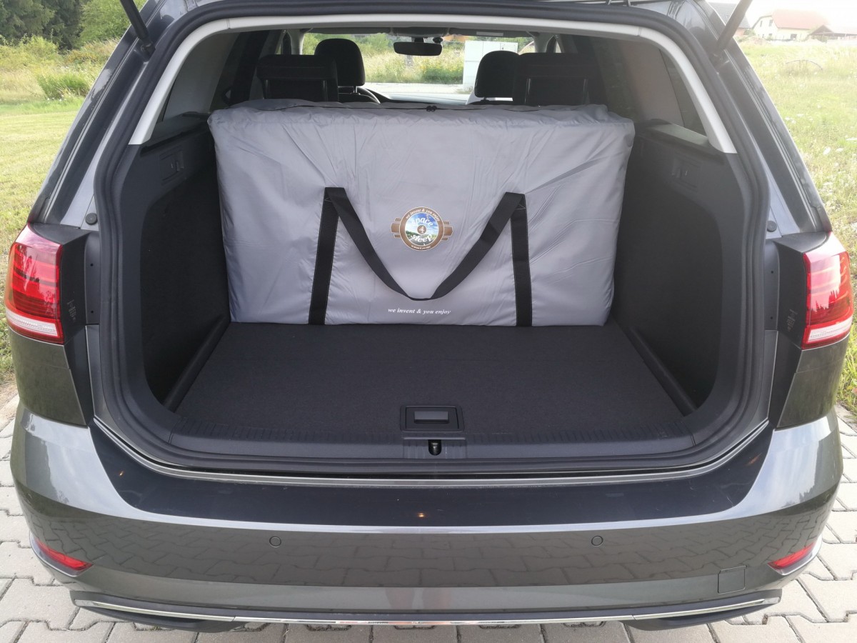 Sleeping In The Car Vw Golf Variant 7