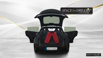 The half-unfolded Magic Rose mattress shows the seconds-fast folding process, saving you valuable vacation time while other campers are still struggling to patch their defective air beds.