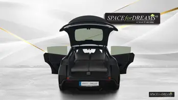 With the grey edition, you secure a scratch-resistant, durable sleeping system whose supportive foam layers can never leak or go limp like a defective air bed.